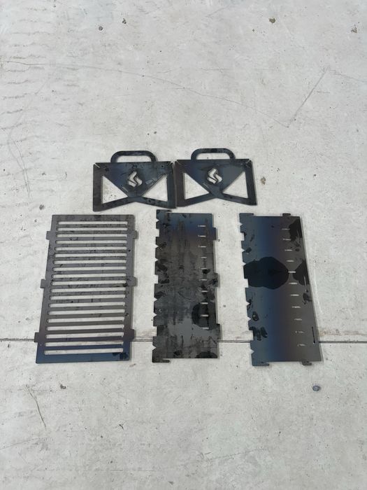 Gratar camping demontabil