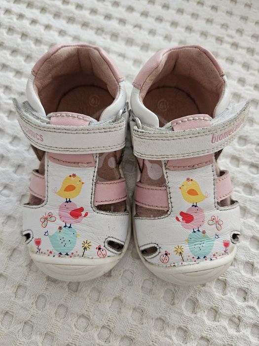 Biomecanics сандали  от естествена кожа No 19. H&M обувки No 18/19.