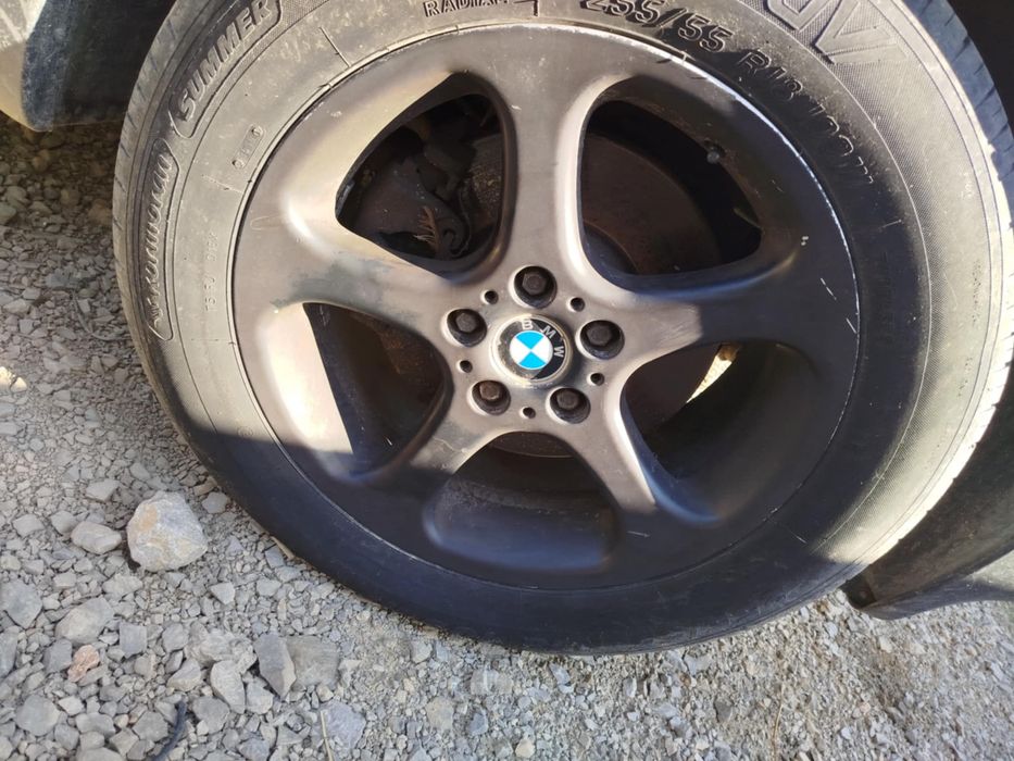 Продавам х5 е53 на части