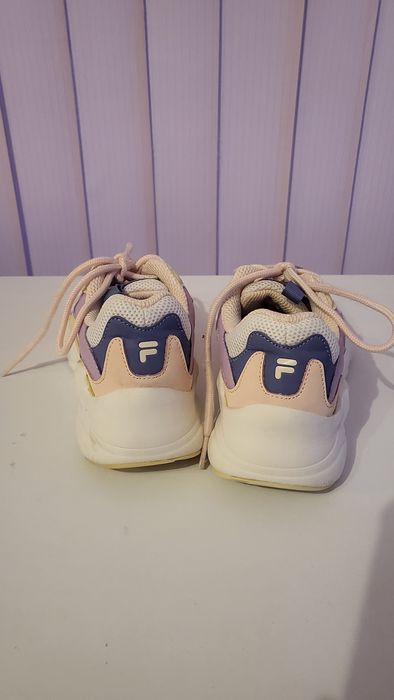 Маратонки Fila 35 номер