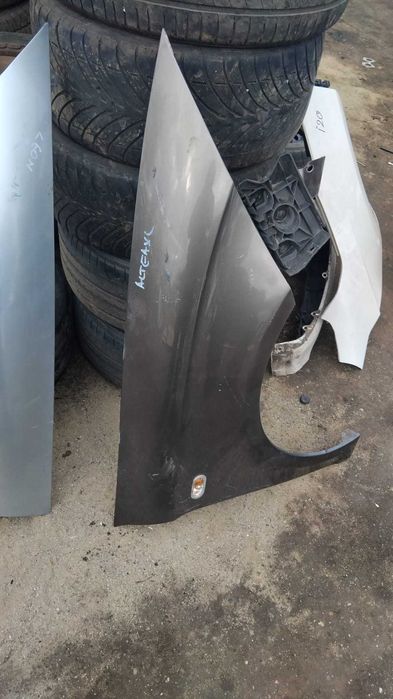 Aripa stanga/dreapta Seat Altea Xl an 2013