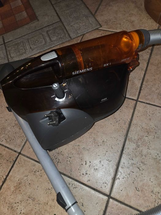 Прахосмукачка SIEMENS SX1 1800w