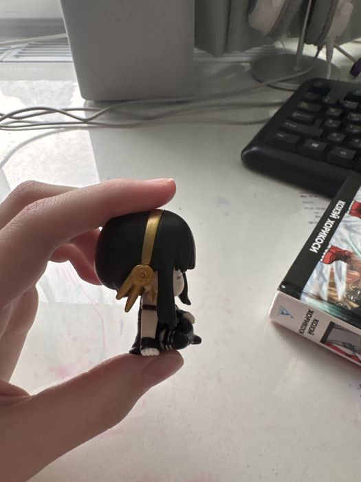 Продаю фигурку Yor Forger