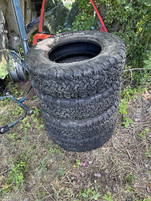 Anvelope 225 75 16  Bf Goodrich all terrain  KO2 offroad