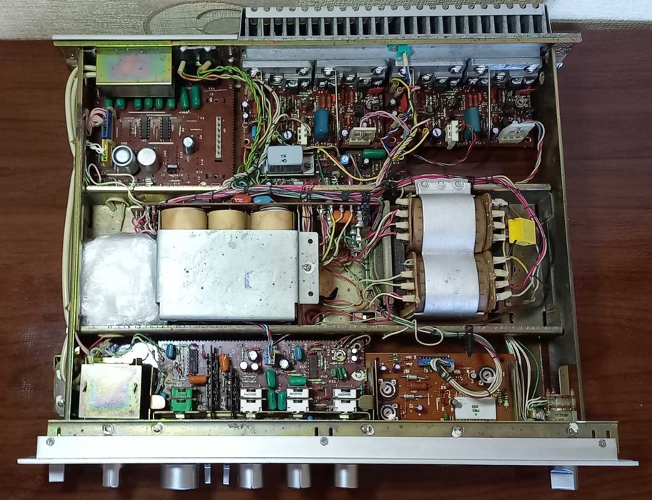 Усилитель Radiotehnika У-101-стерео