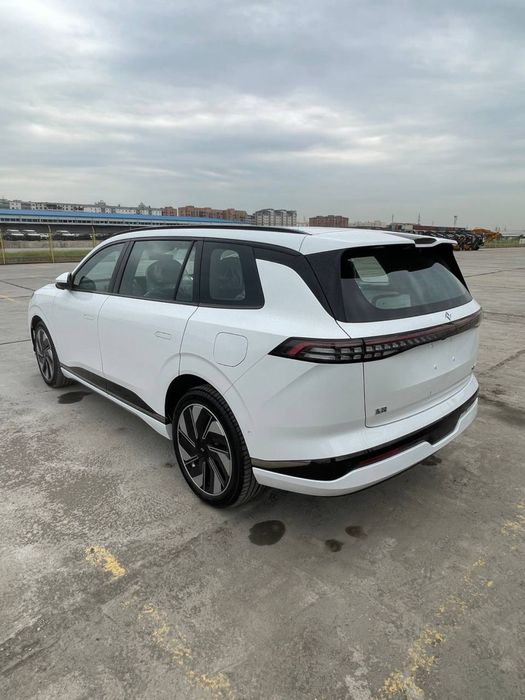 Dongfeng  2025 — 5