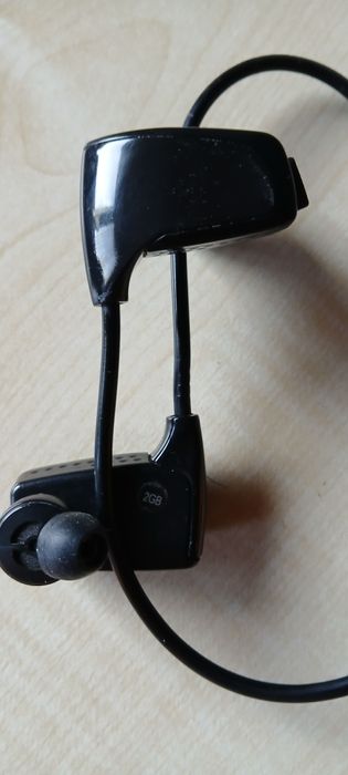 Разпродажба блутут  слушалки