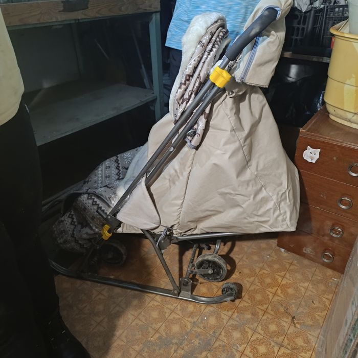 Продам санки-коляску