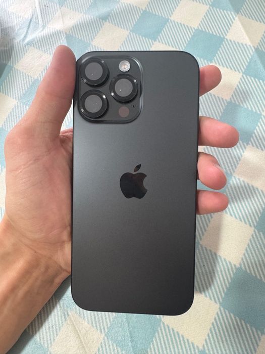 Продам Айфон 16 про мах 256