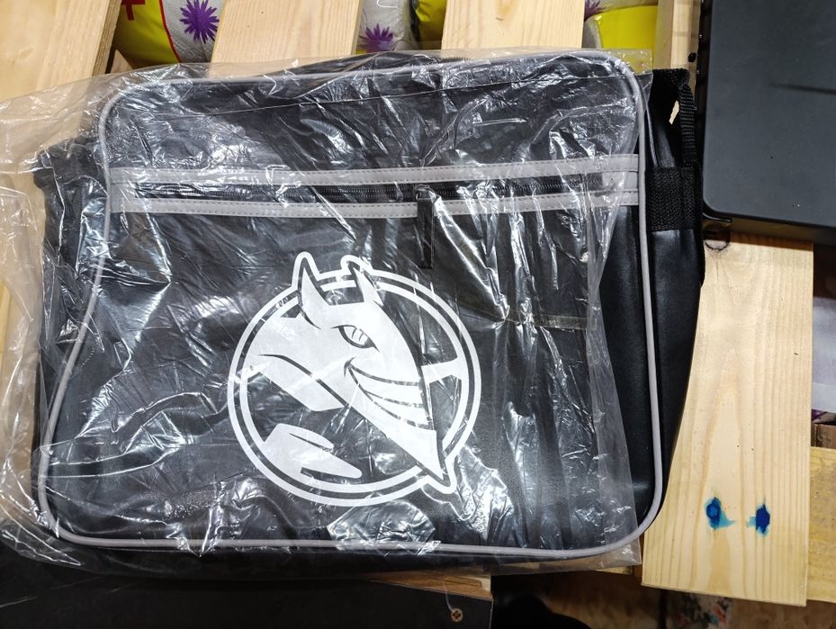 Чанта през рамо Hell