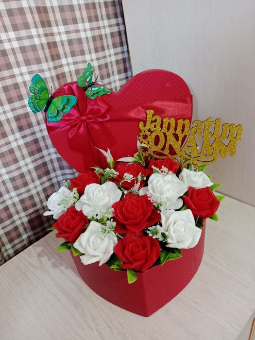 Sovunli gullar olami