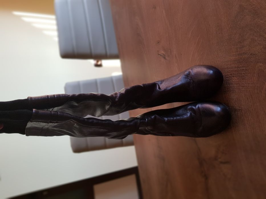 Дамски кожени боти