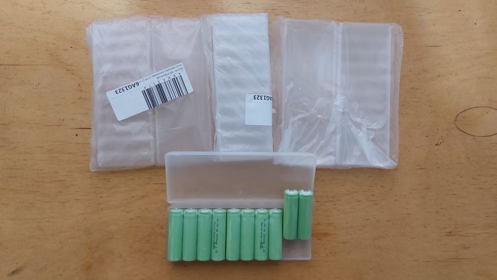 Кейс (бокс) для хранения АА батареек (аккумуляторов)