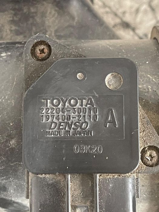 Capac Carcasa Filtru De Aer + Debitmetru Toyota Rav 4 Iii _A3_ 2005 - 2013 2.2 D 2Ad-Fhv, 2Ad-Ftv 22204-30010