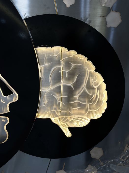 Обьемные буквы из нержавейки, оформление декор с нержавейкой