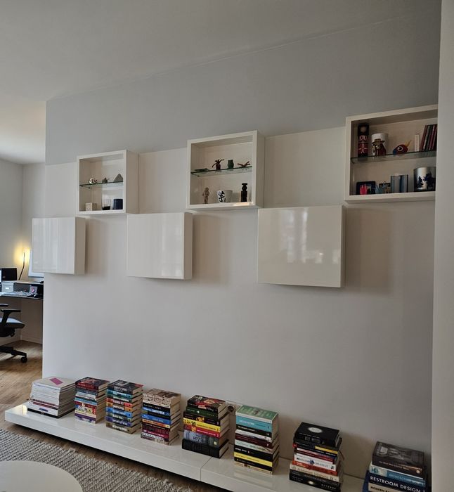 Мебелна стена MDF лак гланц