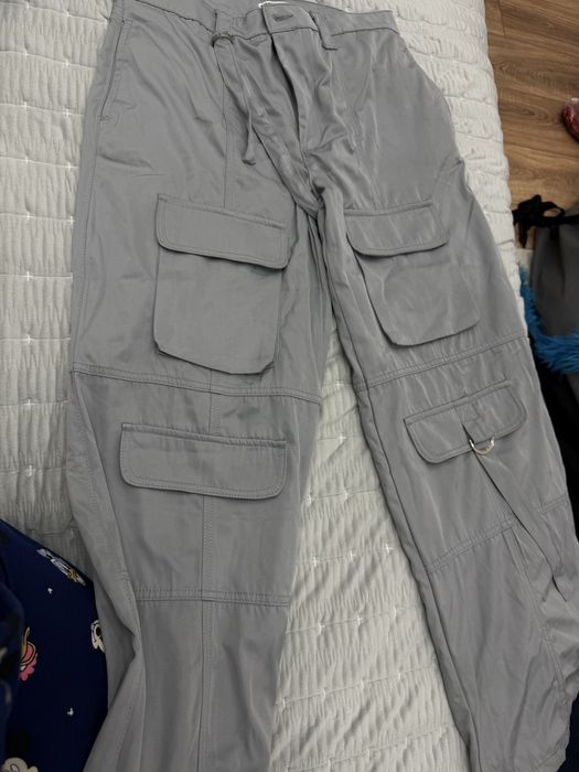 Все одежды 1500продается все шарфы