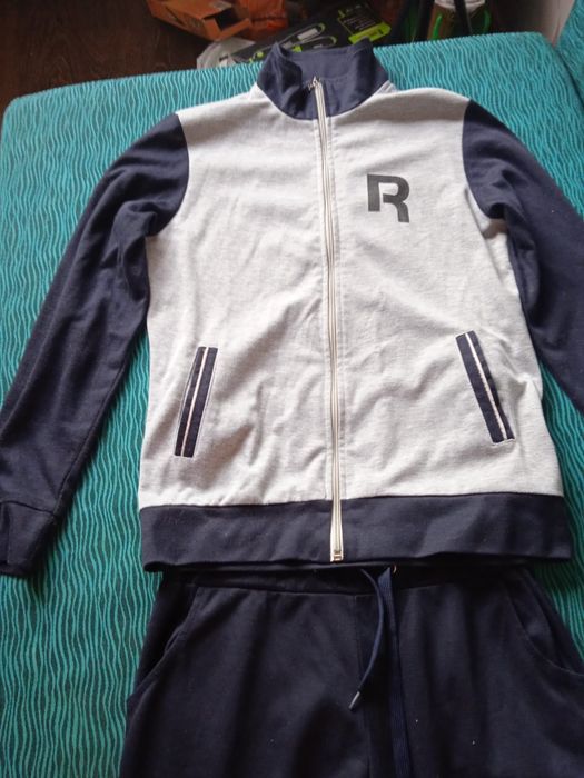 Продам кофты и юбки женские