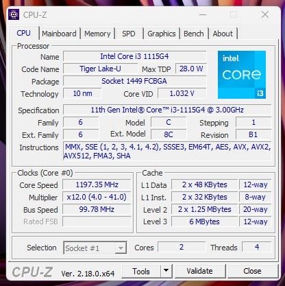 Vând Laptop ASUS, I3, 1TB, 20 GB RAM.