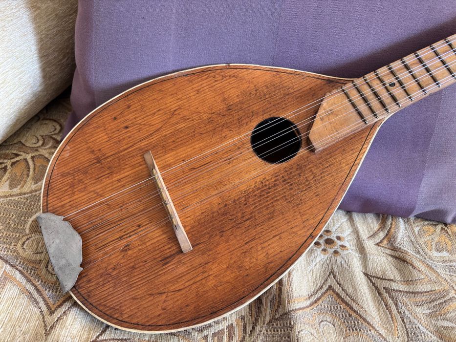 Стара българска тамбура