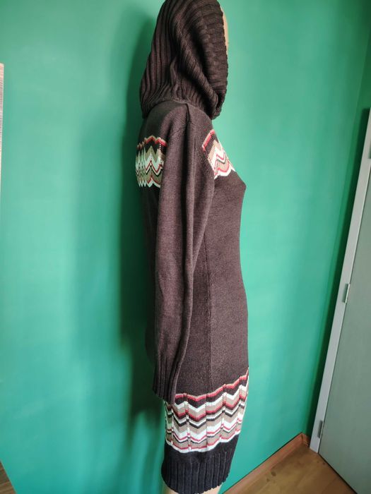 Рокли машинно плетиво и рокля с ламе  размер М по 15лв.