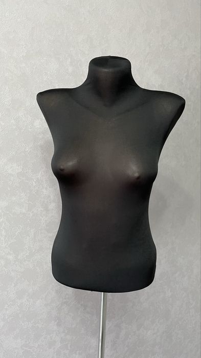 Продам маникен на стойке