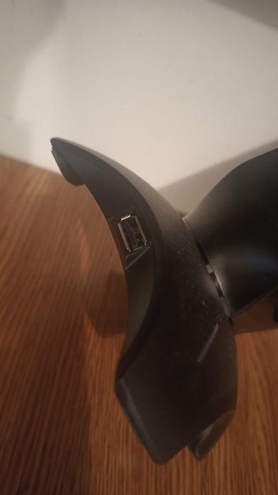 Suport Căști Trust Gxt 265 + USB hub