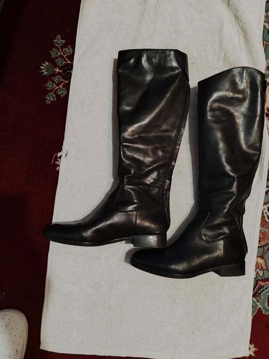 Оригинални дамски ботуши Guess