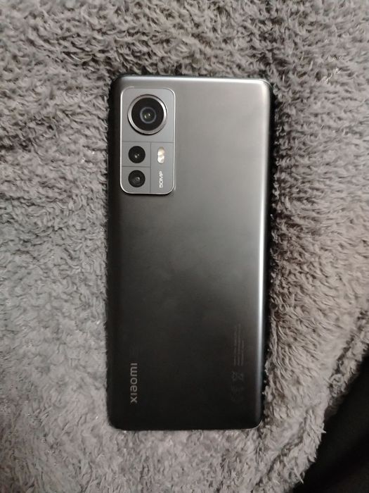 Xiaomi 12 8+4/256