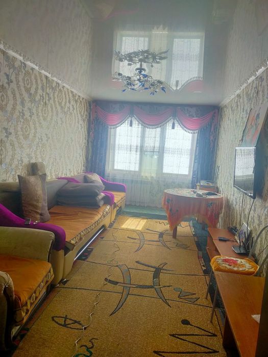 Продам 4х комнатную квартиру