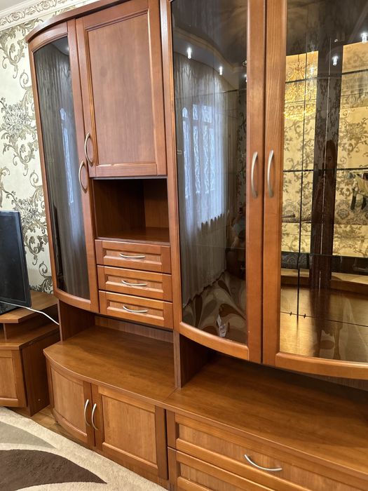 СРОЧНО Продам стенку дешево!