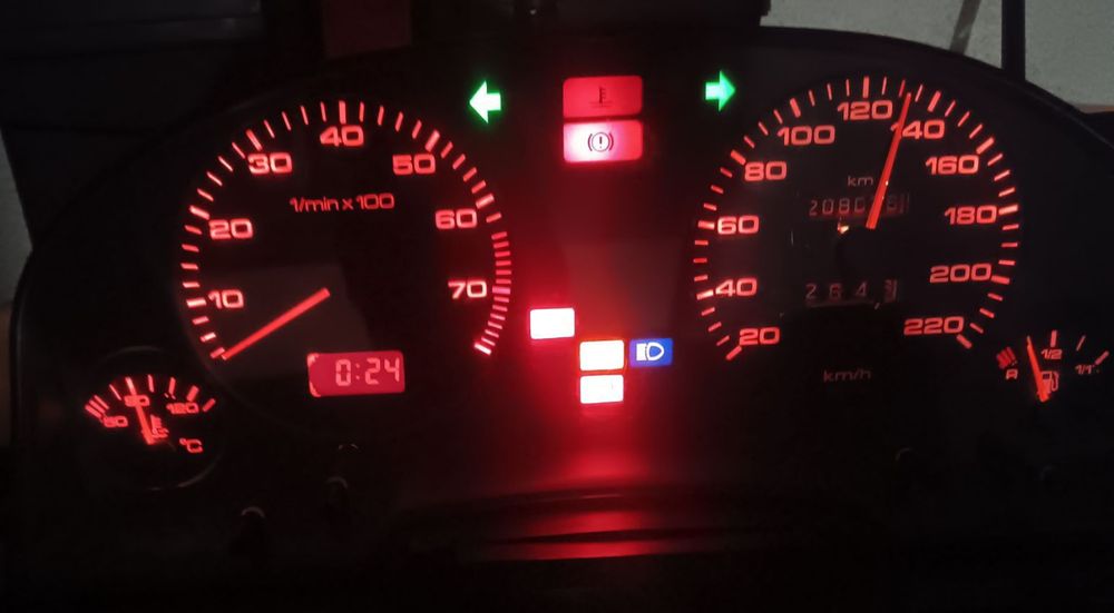 Километражно табло за Ауди 80