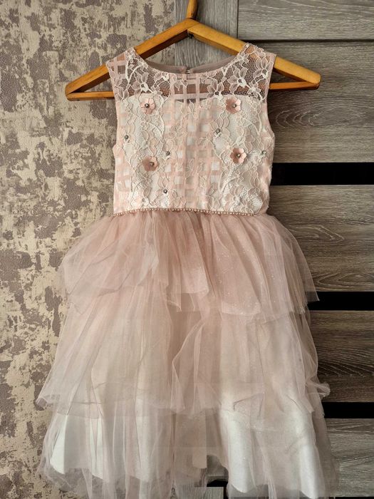 Продается платье