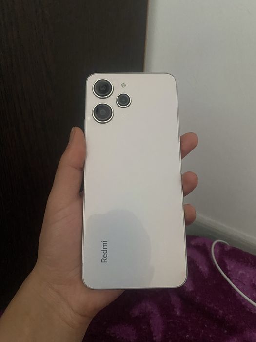 Продам редми в отличном состояний