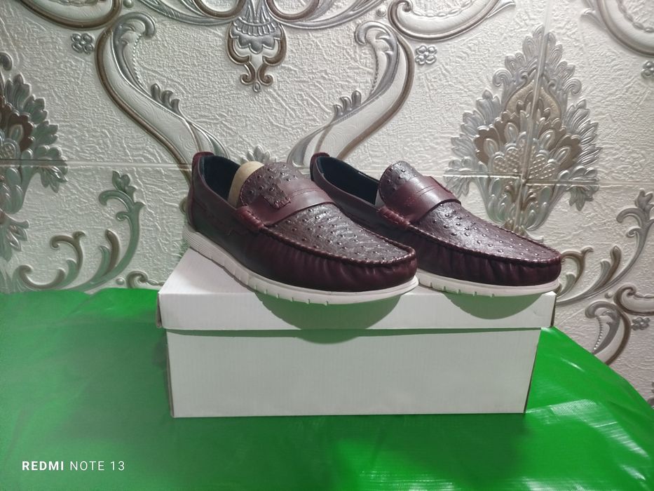 Хорошое обувьи качествонне новый все размеры есть