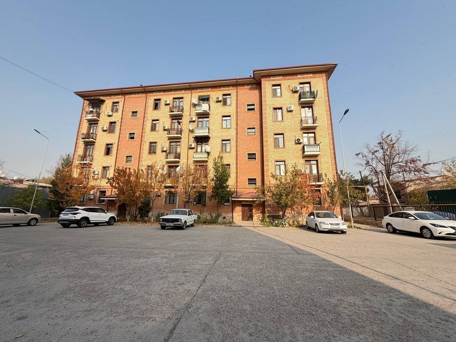 Жк Семейный 2х-комнатная 55м2