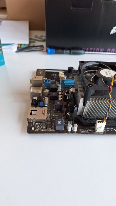 Asus  941 / am3 за части :D