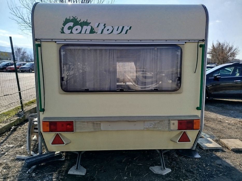 Продавам Каравана  Шато