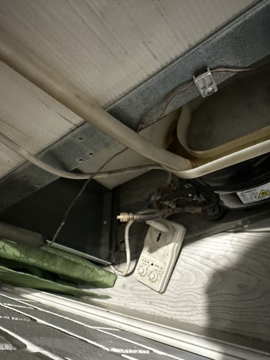 Холодильник Indesit