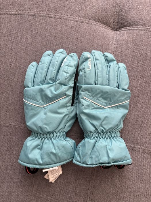 Ски екип с ръкавици