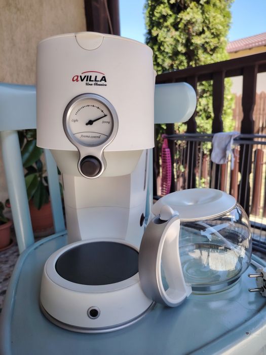 Cafetieră Avilla 0208 (capacitate 1.5L, 1080W)