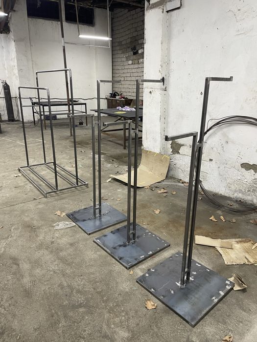 Оборудование для магазина одежды лофт