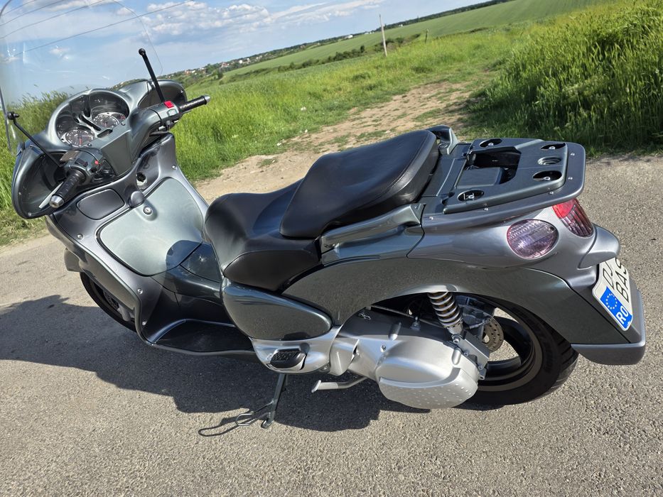 Maxiscuter Aprilia scarabeo 500 i