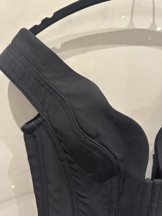 Рокля     MUGLER