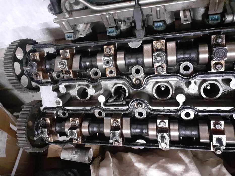 Головка на опель вектра 1.6 в хорошем состоянии 16клап.