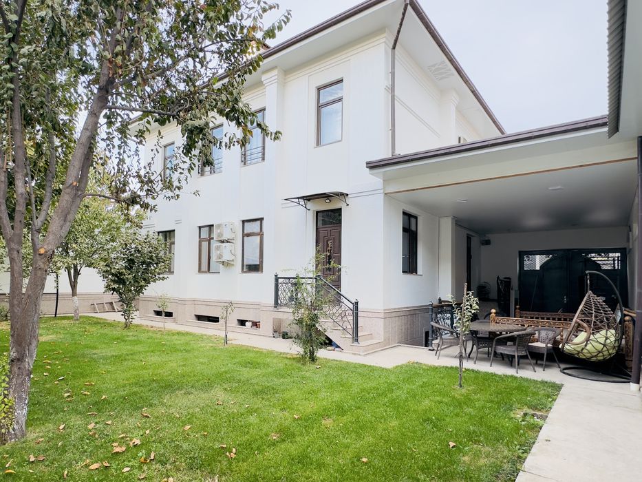 Diqqat Antiqa uy markazda Elita mahallada sotiladi