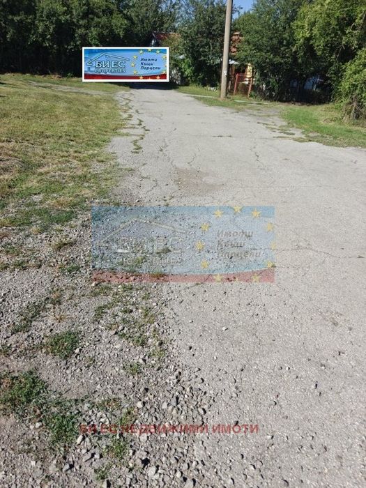 Парцел в с. Николаево - 558 м²