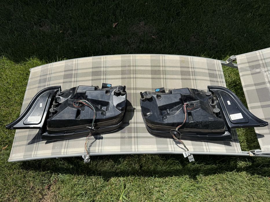 Vând Stopuri Ford Mustang (OEM)