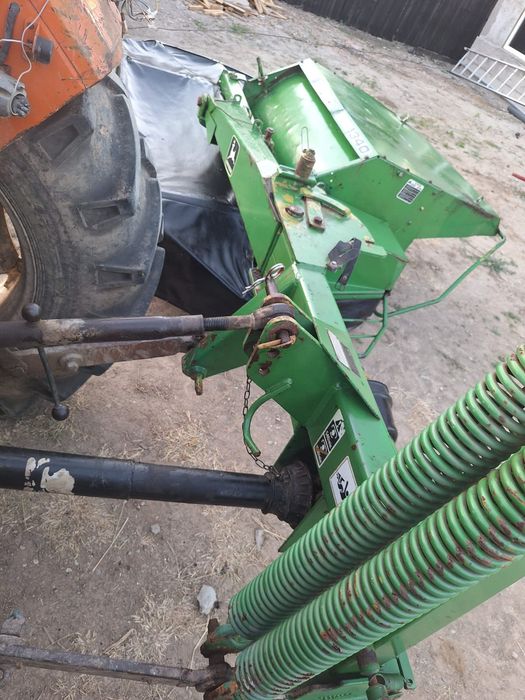 Iarba gradina John Deere 1340 cositoare coasa