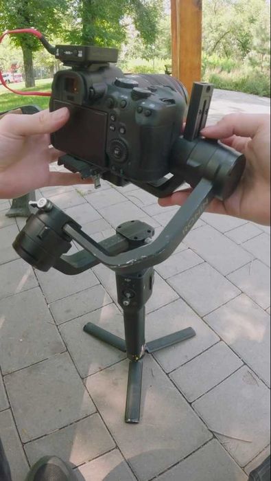 Электронный стабилизатор DJI Ronin S